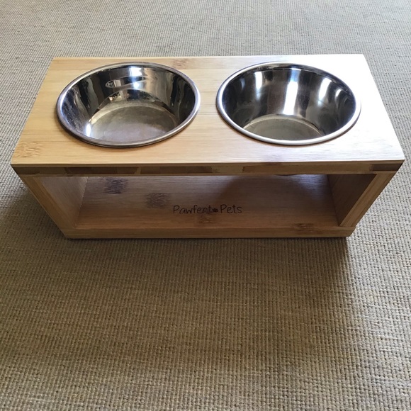 Pawfect Pets Elevated Pet Feeder for Dogs and Cats - Picture 3 of 4